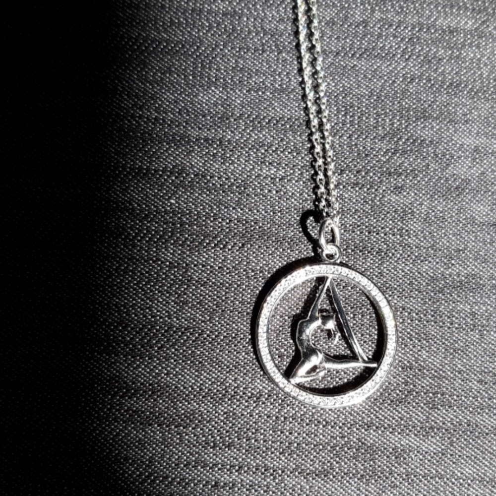 NWOT Aerial Silks Acrobat Necklace